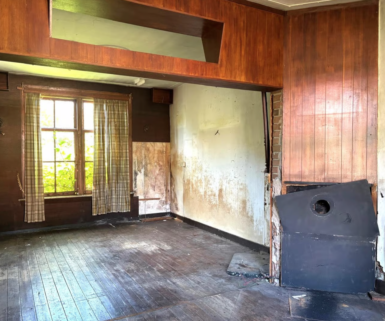 Van een donkere, verouderde woning naar een lichte en sfeervolle leefruimte. – foto 4